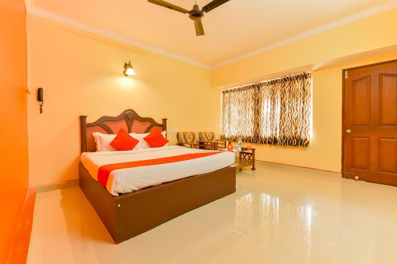Oyo 5237 Island Lake Resort Alappuzha Exterior photo