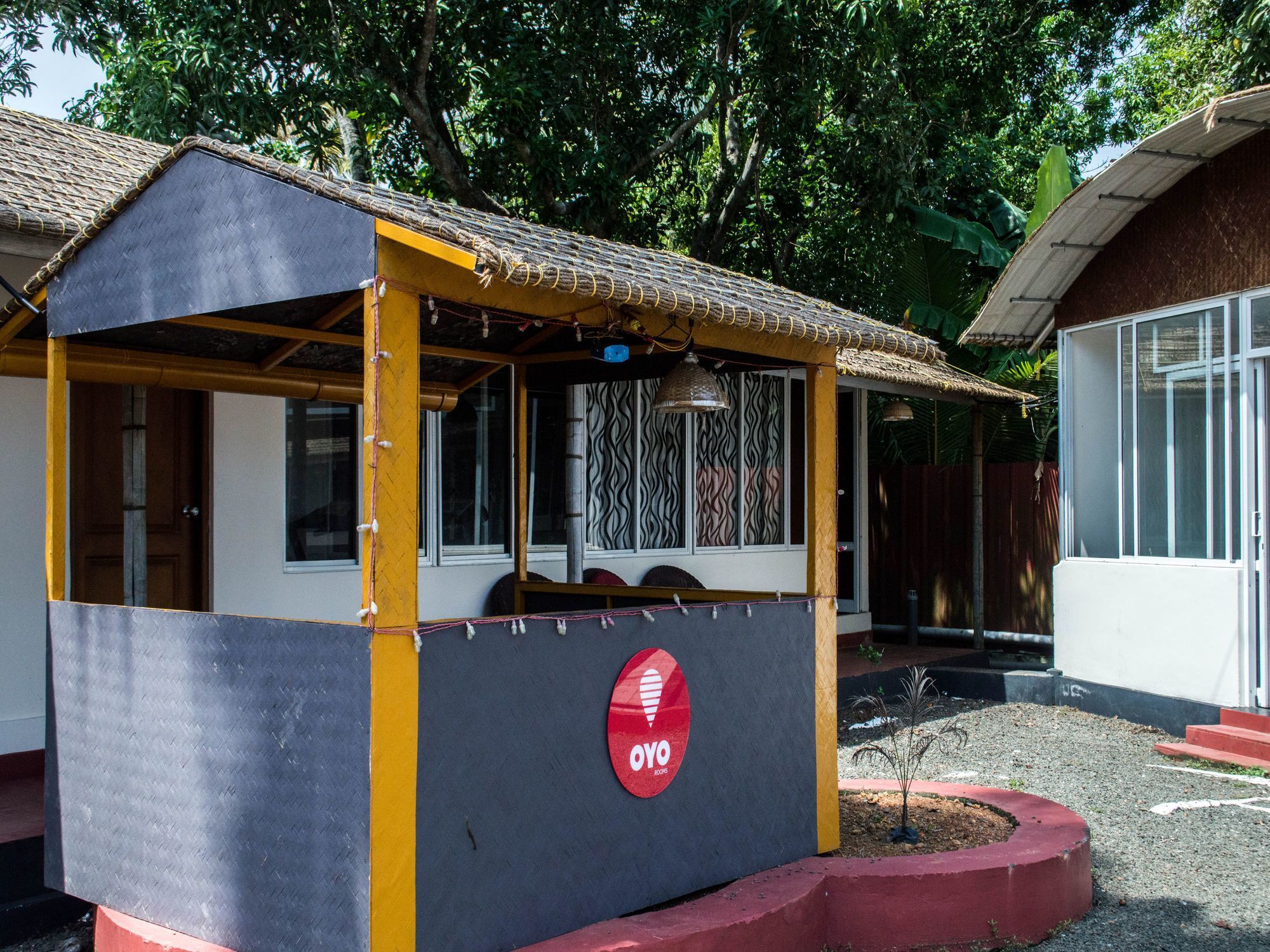 Oyo 5237 Island Lake Resort Alappuzha Exterior photo
